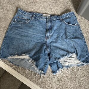 Abercrombie Curve Love Shorts